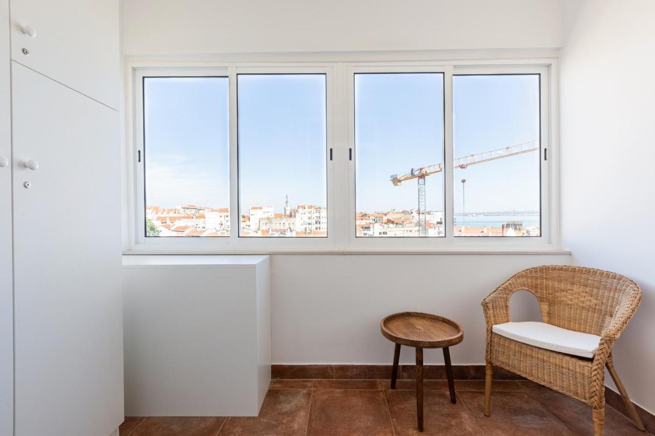 White & Blue Vintage Home In Graca Lissabon Buitenkant foto
