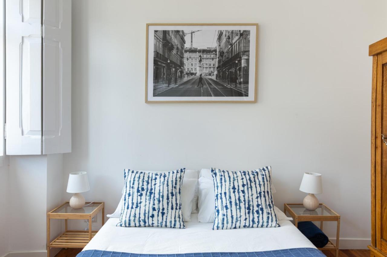 White & Blue Vintage Home In Graca Lissabon Buitenkant foto