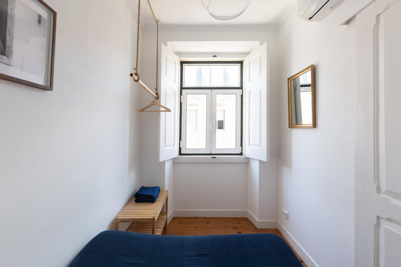 White & Blue Vintage Home In Graca Lissabon Buitenkant foto